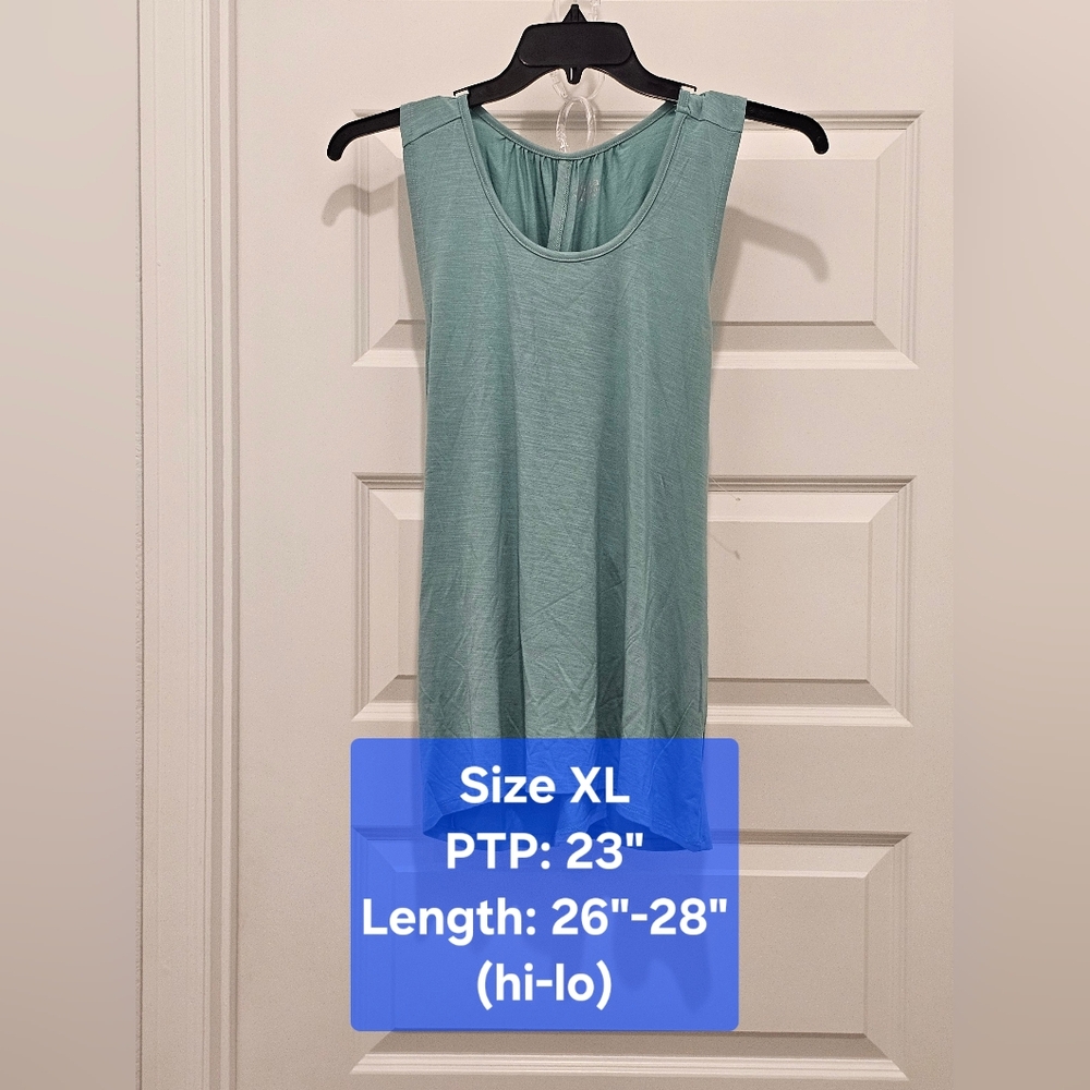 meta Sleeveless Athletic Top, NWOT, Size XL